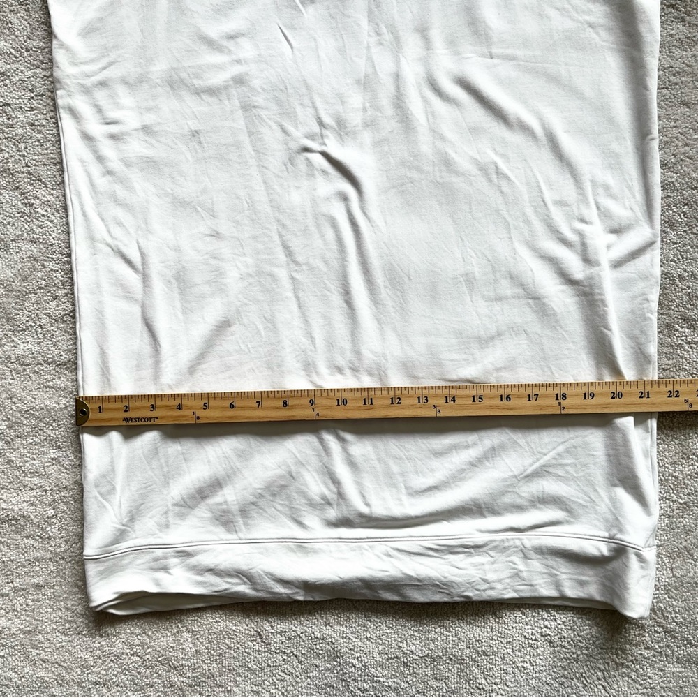 ATHLETA Soft White Short Sleeve Cocoon Comfy Shirt Dress Size XL Athleisure - Picture 10 of 12